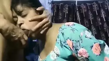 One of the best viral sex videos of Indian blowjob
