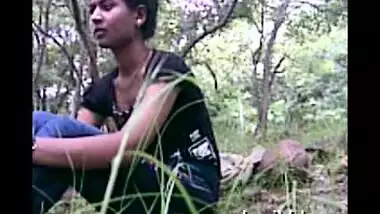 Desi lovers trying out in forest