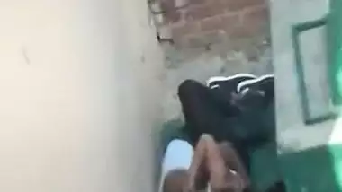 Desi lovers rooftop sex captured by a peeping tom