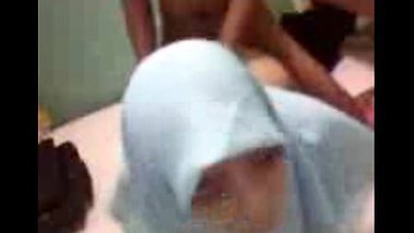 Fsi blog – Paki hijabi college girl fucked by teacher MMS