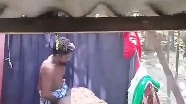 Fatty Desi XXX wife gets her pussy hard fucked outdoors MMS