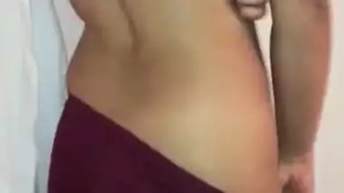 Indian girl undress in front of her bf