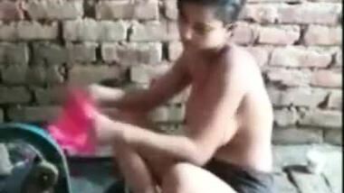 daughter of maid record bathroom free porn