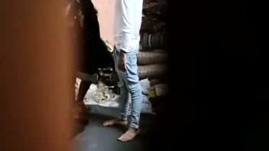 Bhabhi boob sucking hidden sex viral MMS