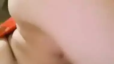 Beautiful Paki Girl Fingering Asshole