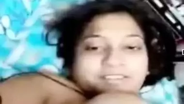 Exposing tits is the first XXX thing for the Indian to do after waking up