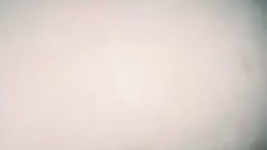 Desi girl in red wears no panties to have pussy scored in XXX video