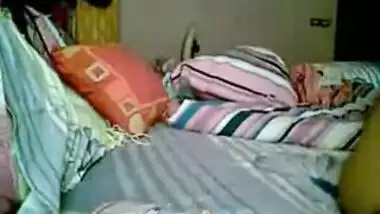 Desi girlfriend showing boobs & pussy on webcam