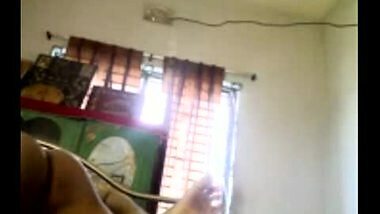 Latest Indian porn clip of busty Pune bhabhi