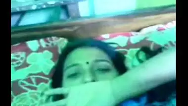 Shy village aunty Sushma fucked by horny neighbor