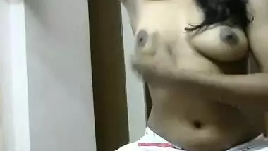 Indian masked chick flashing on webcam-2