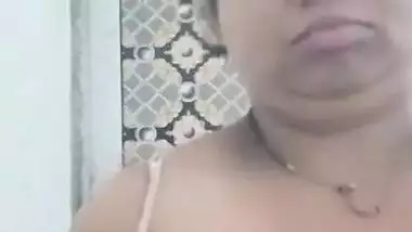 Unsatisfied bhabhi showing boobs and pussy