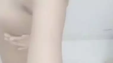 Selfmade Video Riya Bhabi Selfi Show Sexy Boobs Thoda Face Bhi Dhikaya