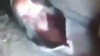 Married lady strips in front of the camera in Nepali xxx MMS