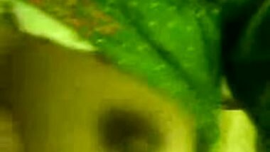 sexy girl showe her tits to bf for video