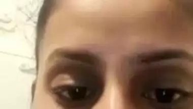 Cute Indian GF video call sex chat in nude