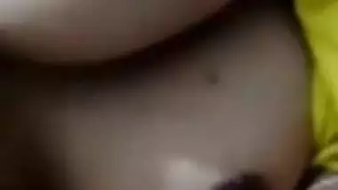 Sexy Girl Showing big boobs