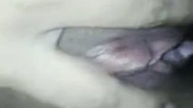 Desi XXX chick showing her boobs and shaved pussy on selfie cam