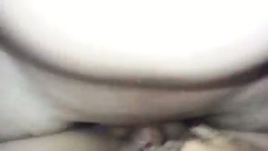 Casada safada gozando na rola do marido
