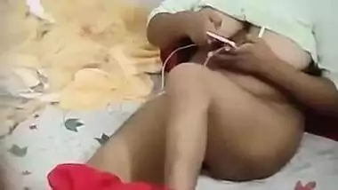Desi girl showing pussy to lover on Video Call secretly captured