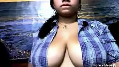 Indian milf showing her naughty side