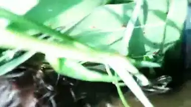 Outdoor Field sex with local desi randi