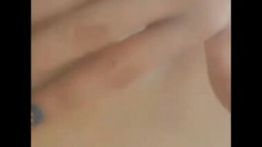 Indian cute girl showing untouched nude body