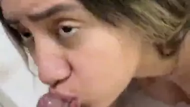 Innocent Girl Being Naughty while Giving a Blowjob to Her Lover