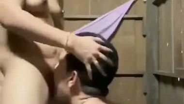 Cute Couple Socking Pussy