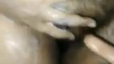 Big boobs desi swinger bhabhi nude bathing hubby recording n fingering