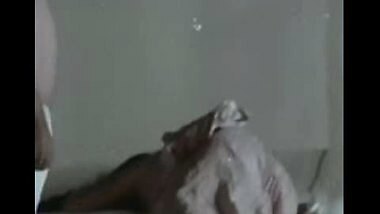 Hot Indian Sexy Scene Clips