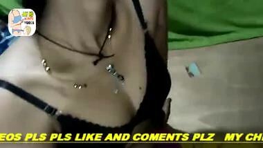 Indian woman giving a handjob with happy ending