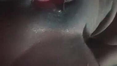 Bangla village girl pink pussy showing viral clip