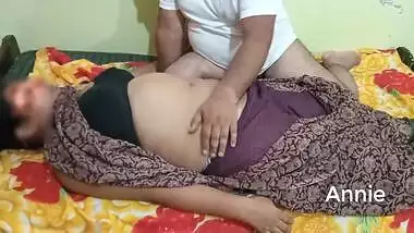 Pat A In Bahar Se Sexi Bhabhi Ko Ke Ghar Me Lakar Chudai