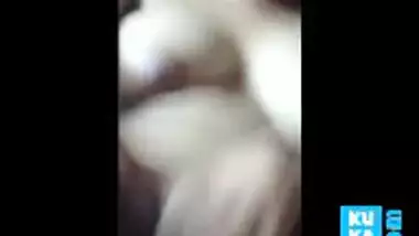 Hot girl shoot selfie while fingering