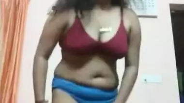 Cute Desi Girl Showing Her Big Boobs and Pussy Part 1