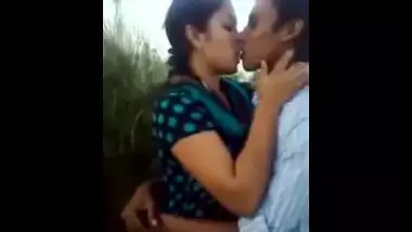 Village outdoor kissing & smooch mms scandal