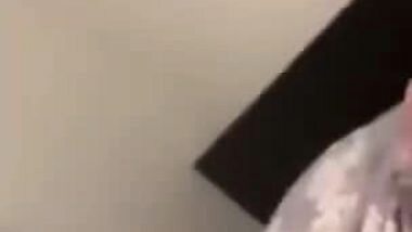 Today Exclusive-sexy Punjabi Bhabhi Shows Her Boobs