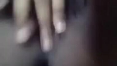 Hot and Beautiful Tamil Housewife Dirty video call
