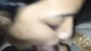 Sexy Aunty From South India Doing Blowjob