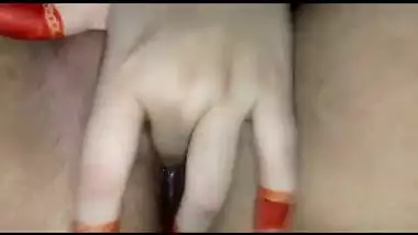 Masturbation gives hand for newly married bhabhi