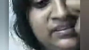 Tamil xxx Chennai aunty showing naked figure