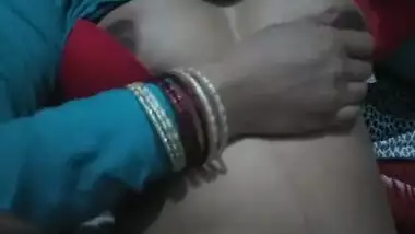 Teen Desi girl receives XXX pleasure stripping her sex body parts