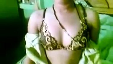 House wife Exposing her Boobs
