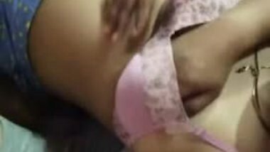 Newely married couple boob press and pussy rub selfie 