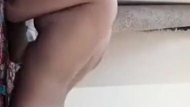 Nude Indian Girlfriend Sex MMS With Boyfriend