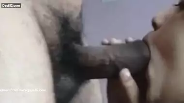 Bhabi sucking Dick