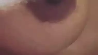 Bengali girl in glasses showing nude body curves