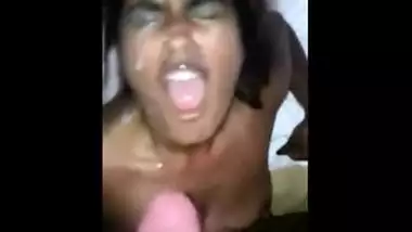 Indian Girlfriend gets a Huge Facial and Cumshower