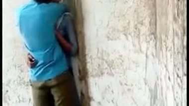 Indian cutie caught kissed by lover outdoor in hot Desi mms video